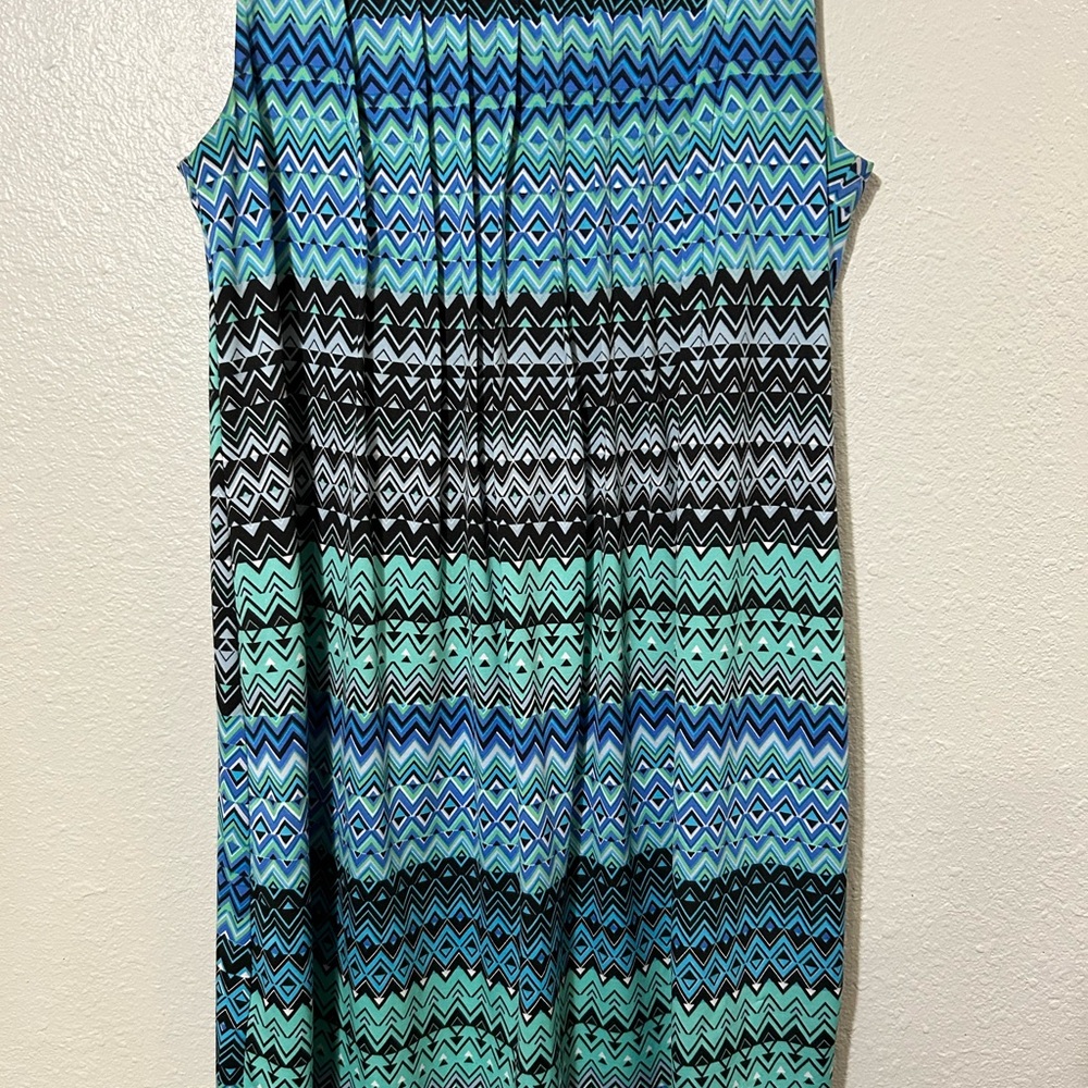RonnieNicole brand size M, dress.